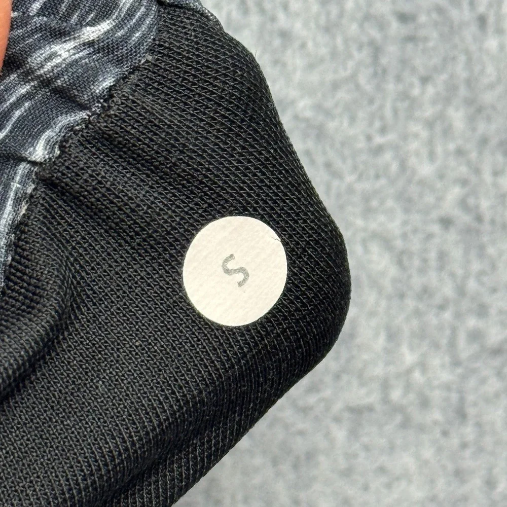 Lululemon Shorts Mens Small Gray Pace Breaker 9